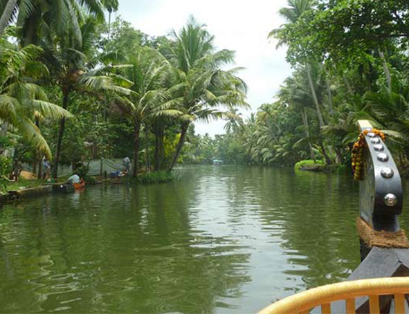 Voyage Backwaters Kerala