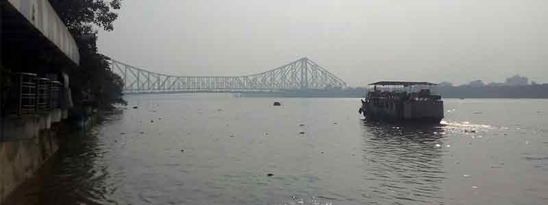 Le pont de Howrah