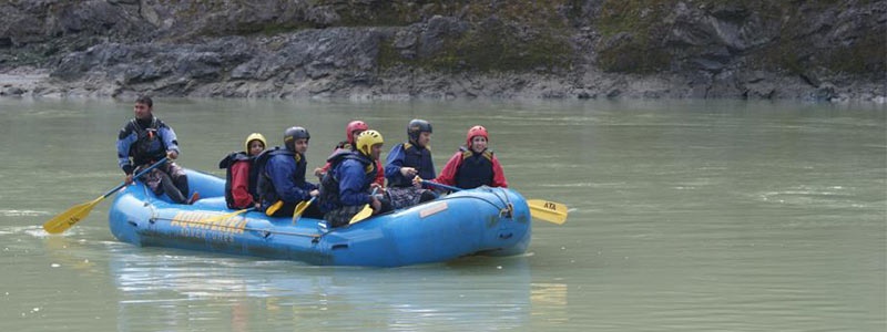 un rafting en rivière